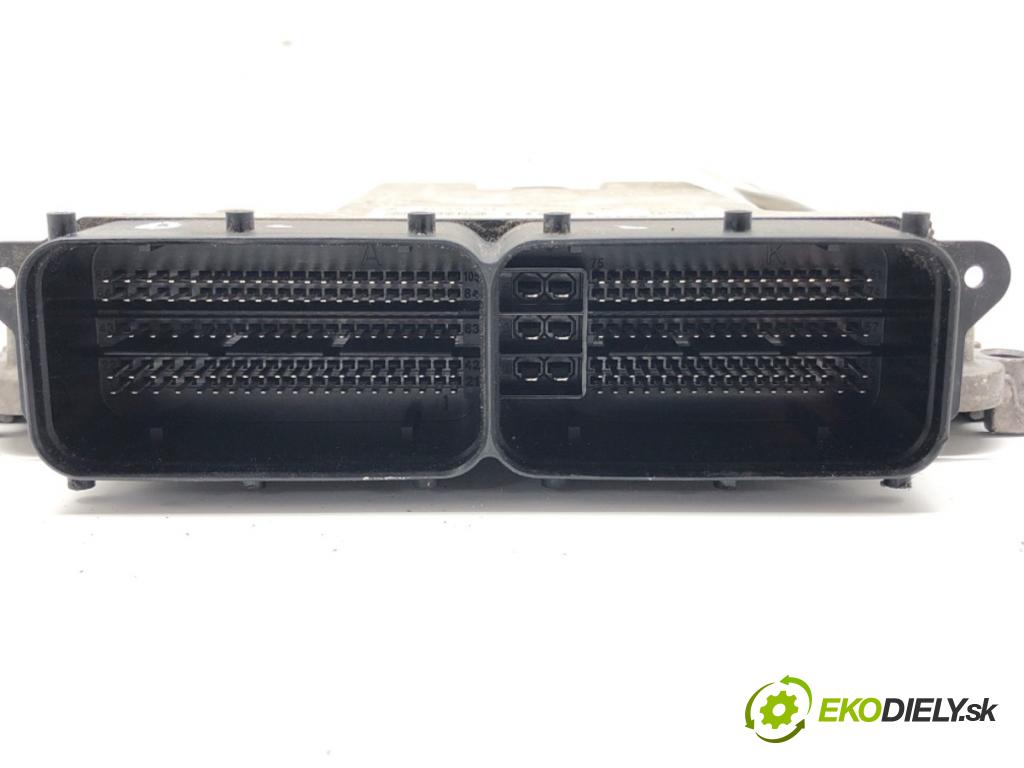 KIA CEED (JD) 2012 - 2018    1.6 CRDi 110 81 kW [110 KM] olej napędowy 2012 - 2  riadiaca jednotka Motor 39140-2A890 0281032119 (Riadiace jednotky)
