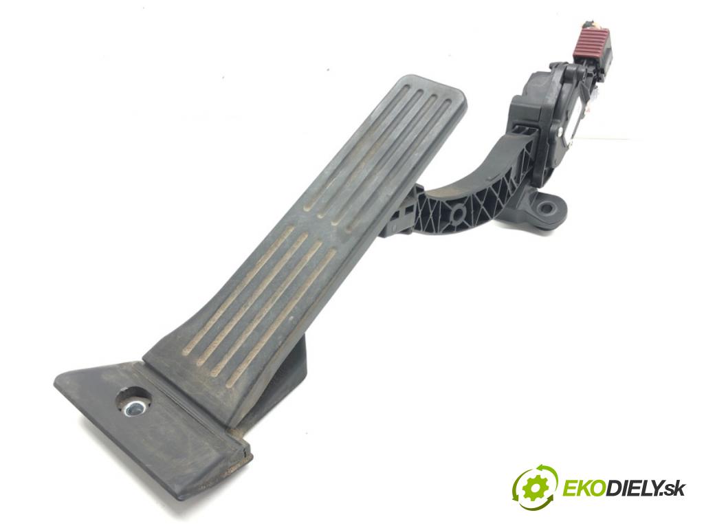 KIA CEED (JD) 2012 - 2018    1.6 CRDi 110 81 kW [110 KM] olej napędowy 2012 - 2  Potenciometer plynového pedálu 32700A6100 (Pedále)