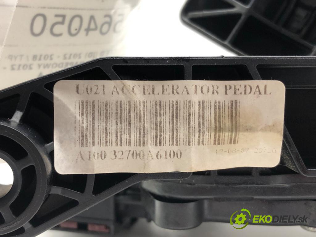 KIA CEED (JD) 2012 - 2018    1.6 CRDi 110 81 kW [110 KM] olej napędowy 2012 - 2  Potenciometer plynového pedálu 32700A6100 (Pedále)