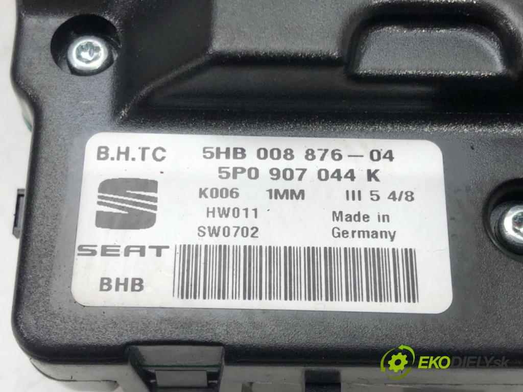 SEAT ALTEA (5P1) 2004 - 2022    1.9 TDI 77 kW [105 KM] olej napędowy 2004 - 2022  Panel ovládania kúrenia 5P0907044K (Prepínače, spínače, tlačidlá a ovládače kúrenia)