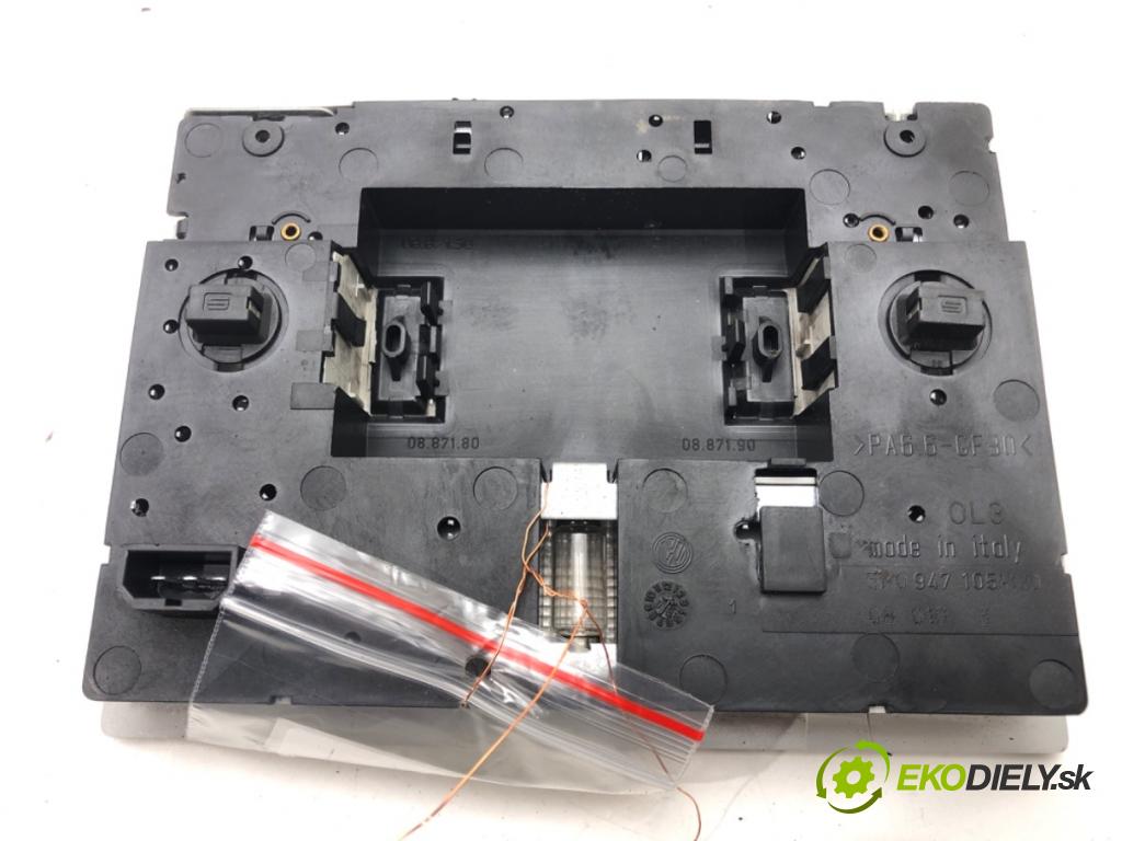 SEAT ALTEA (5P1) 2004 - 2022    1.9 TDI 77 kW [105 KM] olej napędowy 2004 - 2022  světlo stropní 5P0947105 (Osvětlení interiéru)