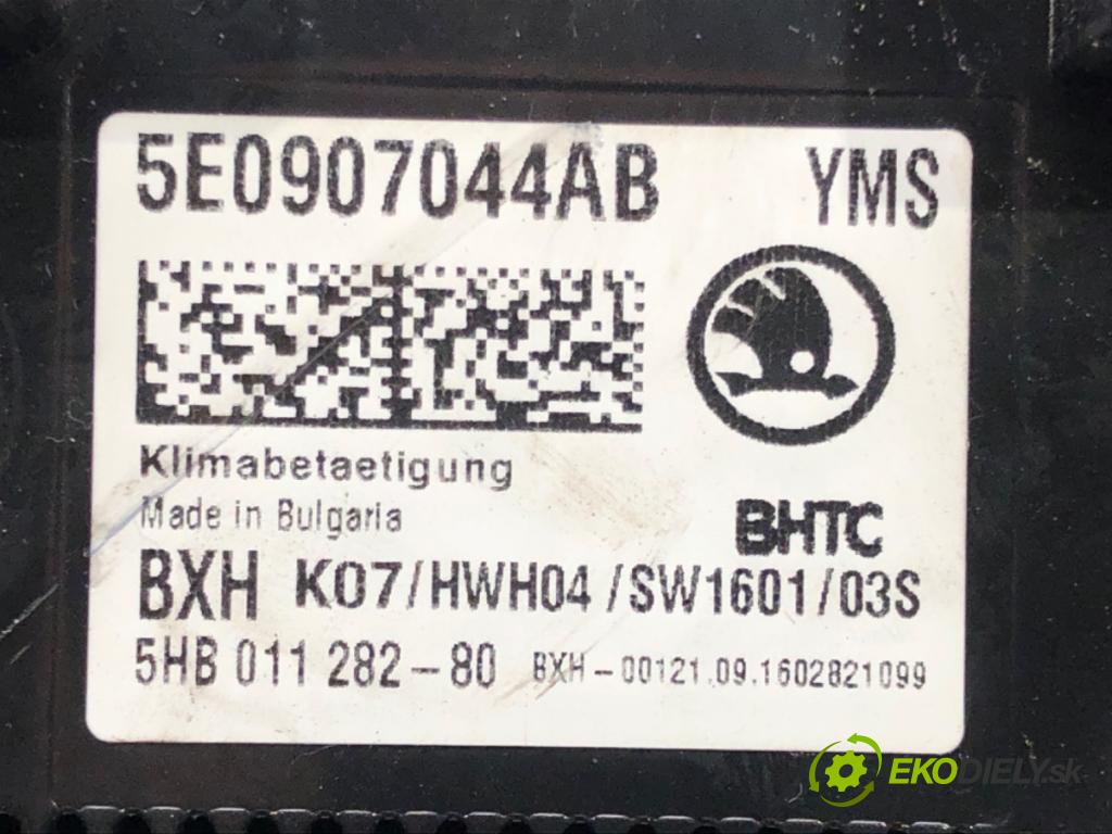 SKODA OCTAVIA III Combi (5E5, 5E6) 2012 - 2022    2.0 TDI 110 kW [150 KM] olej napędowy 2012 - 2022  Panel ovládania kúrenia 5E0907044AB (Prepínače, spínače, tlačidlá a ovládače kúrenia)