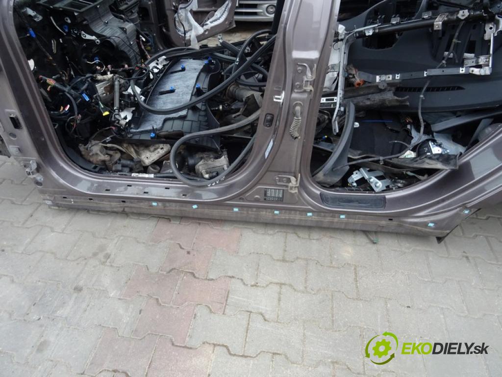 HYUNDAI ix35 (LM, EL, ELH) 2009 - 2022    2.0 CRDi 4WD 135 kW [184 KM] olej napędowy 2010 -   KAROSERIA ČTVRŤÁK blatník zadní část levý pravý POŠTY: prahy střecha PANORÁMA