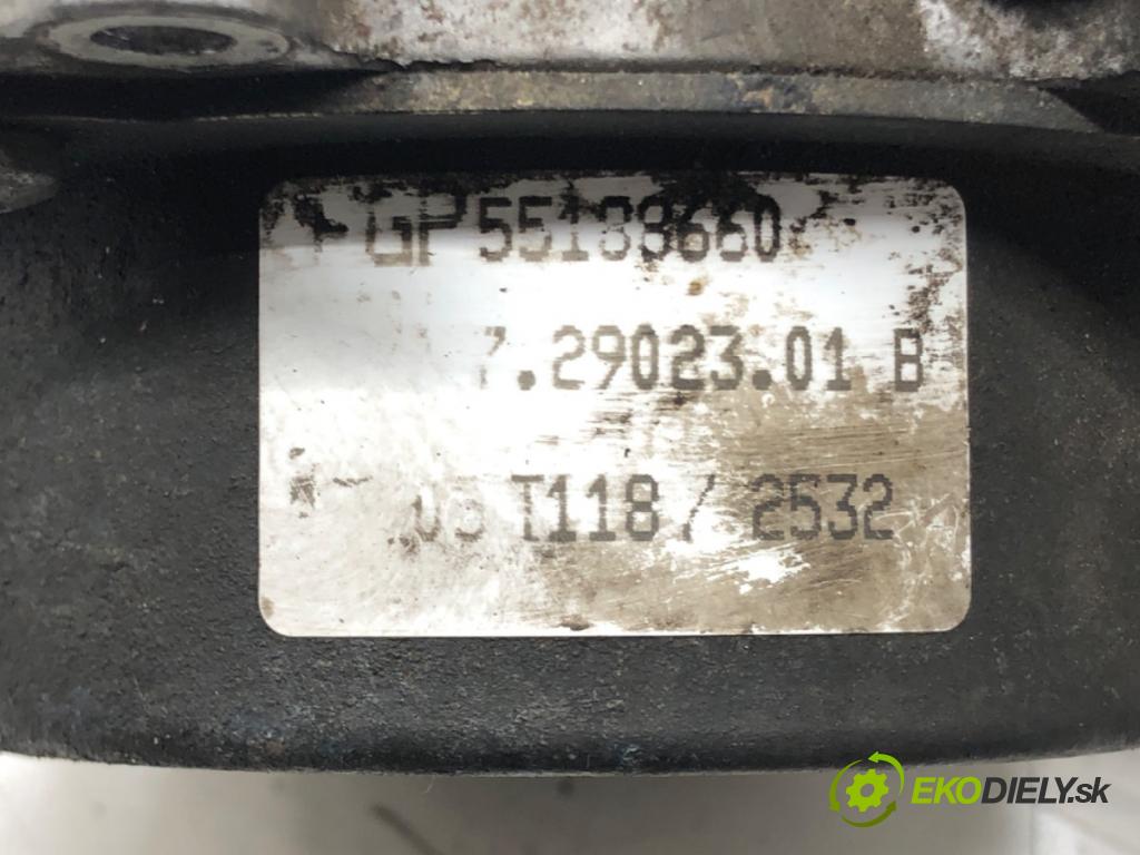 OPEL ZAFIRA B Nadwozie pełne/minivan (A05) 2005 - 2015    1.9 CDTI VAN (M75) 110 kW [150 KM] olej napędowy 2  pumpa vakuová 55188660