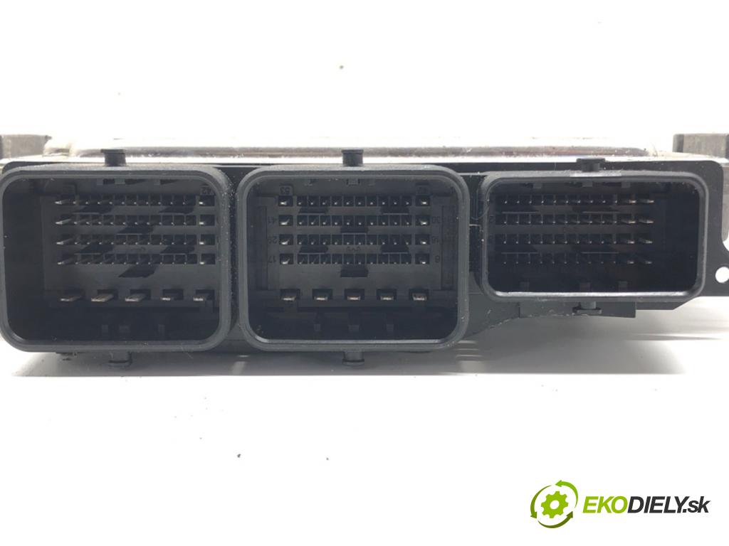 FORD FOCUS III Turnier 2010 - 2022    1.6 TDCi ECOnetic 77 kW [105 KM] olej napędowy 201  riadiaca jednotka Motor 0281019592 (Riadiace jednotky)