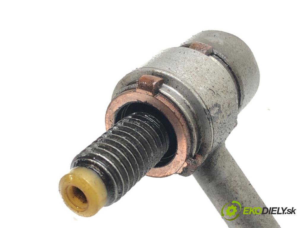 FORD FOCUS III Turnier 2010 - 2022    1.6 TDCi ECOnetic 77 kW [105 KM] olej napędowy 201  rúrka turba 9686668880 (Hadice intercoolera)