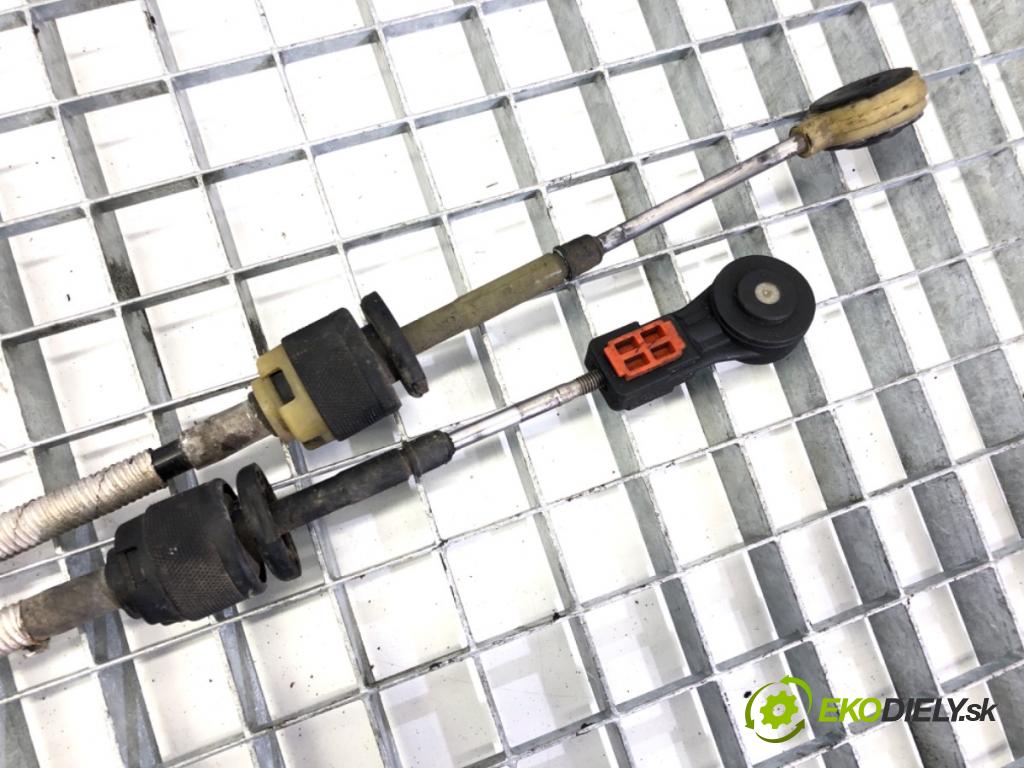 FORD FOCUS III Turnier 2010 - 2022    1.6 TDCi ECOnetic 77 kW [105 KM] olej napędowy 201  Kulisa  (Rýchlostné páky / kulisy)