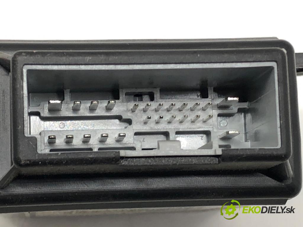 FORD FOCUS III Turnier 2010 - 2022    1.6 TDCi ECOnetic 77 kW [105 KM] olej napędowy 201  Modul svetiel AM51-13K031-AH (Ostatné)