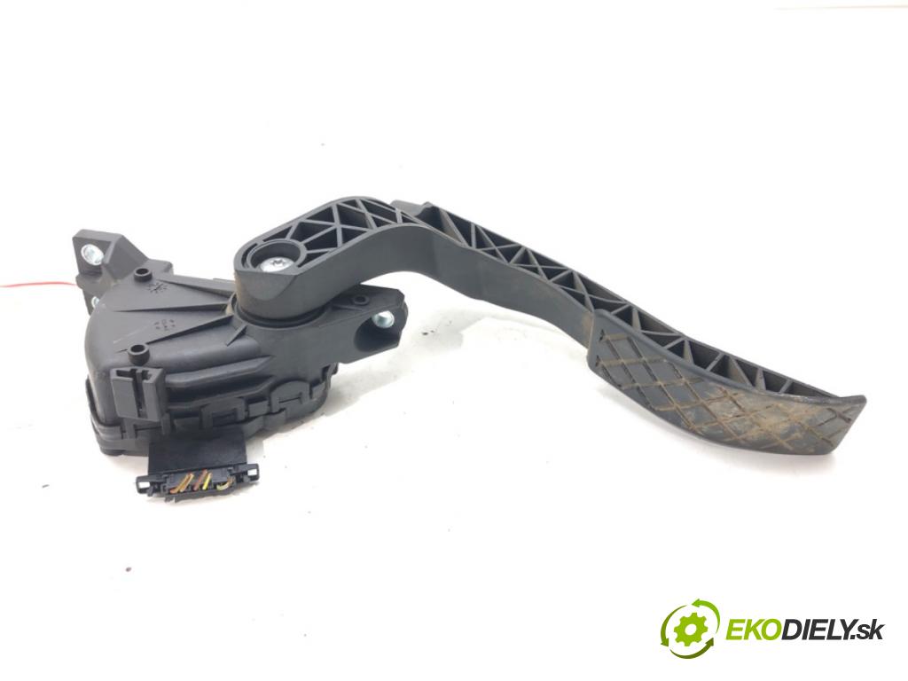 AUDI A4 B6 Avant (8E5) 2000 - 2005    1.9 TDI 96 kW [130 KM] olej napędowy 2001 - 2004  Potenciometer plynového pedálu 8E1721523 (Pedále)