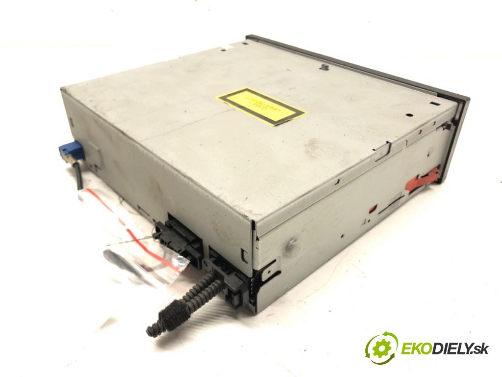 AUDI A6 C6 Avant (4F5) 2004 - 2011    2.0 TFSI 125 kW [170 KM] benzyna 2005 - 2011  čítač navigácie 4E0919887D (Ostatné)