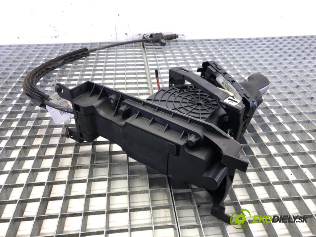 VW ARTEON (3H7, 3H8) 2017 - 2022    2.0 TSI 4motion 206 kW [280 KM] benzyna 2017 - 202  Kulisa 3G1713203C 3Q1713023AD (Rýchlostné páky / kulisy)