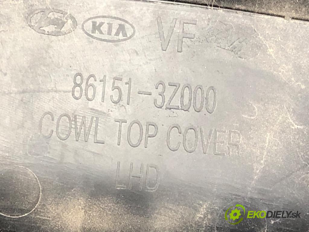 HYUNDAI i40 I (VF) 2012 - 2022    1.7 CRDi 100 kW [136 KM] olej napędowy 2012 - 2022  Torpédo, plast pod čelné okno 86151-3Z000 (Torpéda)