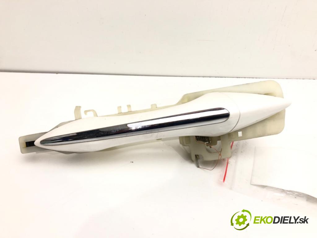 HYUNDAI i40 I (VF) 2012 - 2022    1.7 CRDi 100 kW [136 KM] olej napędowy 2012 - 2022  Kľučka vonkajšia ľavy predný 
