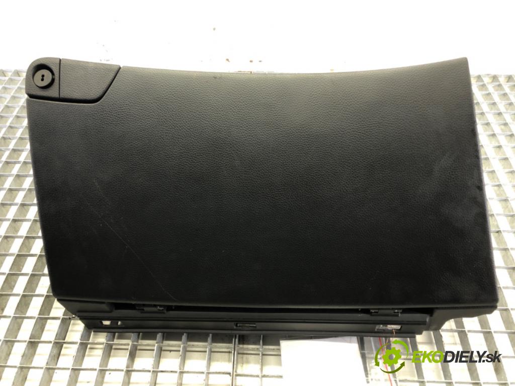 HYUNDAI i40 I (VF) 2012 - 2022    1.7 CRDi 100 kW [136 KM] olej napędowy 2012 - 2022  Priehradka, kastlík spolujazdca  (Priehradky, kastlíky)