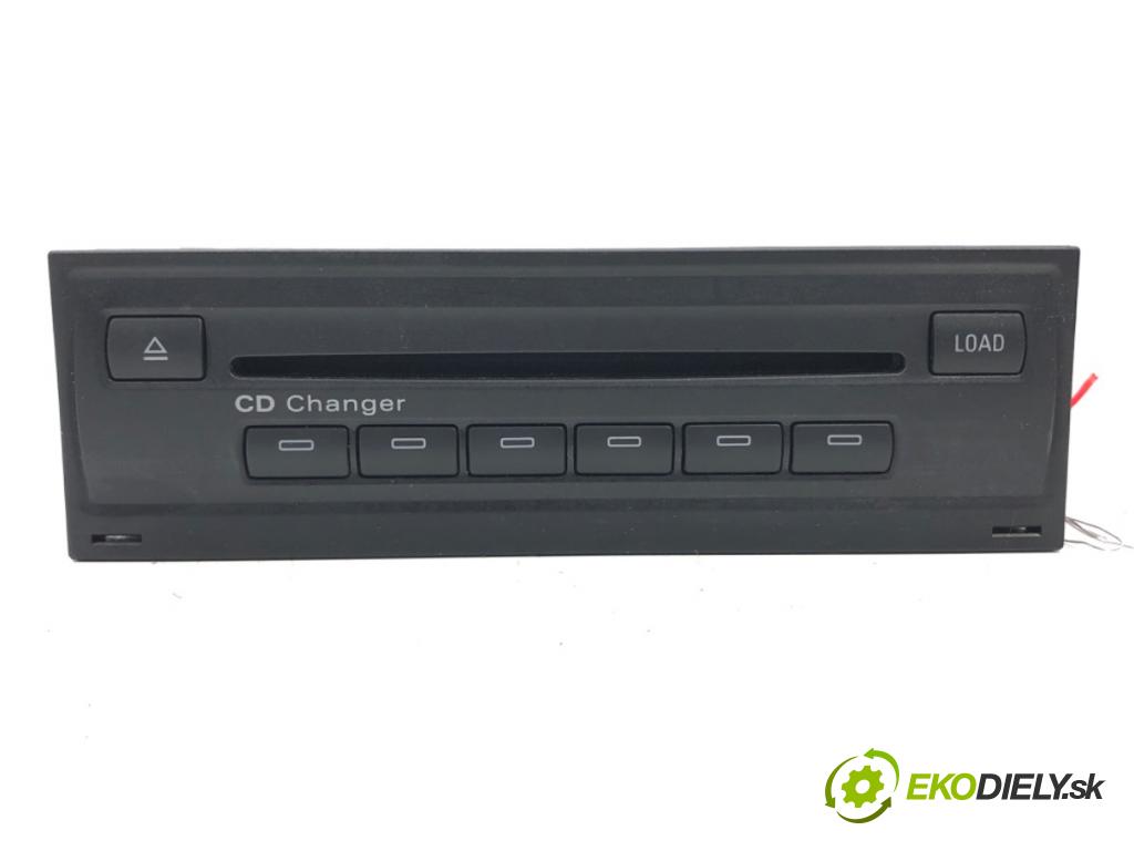 AUDI A6 C6 Avant (4F5) 2004 - 2011    3.0 TDI quattro 171 kW [233 KM] olej napędowy 2006  Menič CD 4E0910110E (CD meniče)