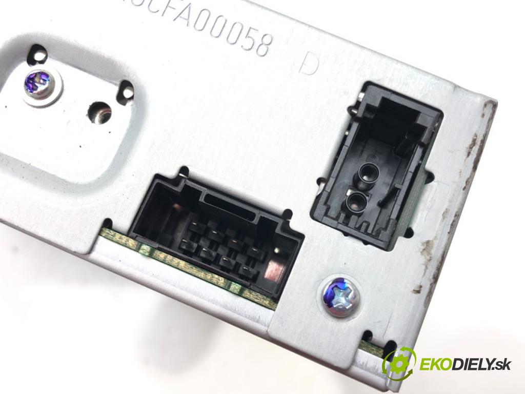 AUDI A6 C6 Avant (4F5) 2004 - 2011    3.0 TDI quattro 171 kW [233 KM] olej napędowy 2006  Menič CD 4E0910110E (CD meniče)