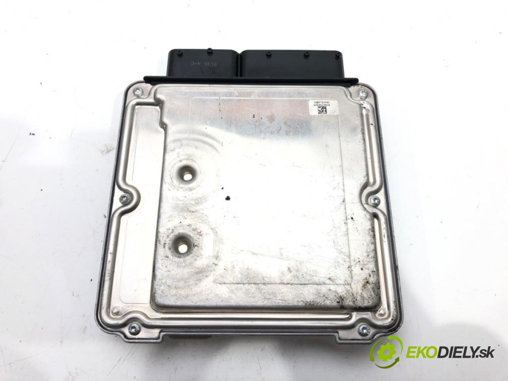 AUDI A6 C6 Avant (4F5) 2004 - 2011    3.0 TDI quattro 171 kW [233 KM] olej napędowy 2006  řídící jednotka motora 4F9910401B 0281014376 (Řídící jednotky)