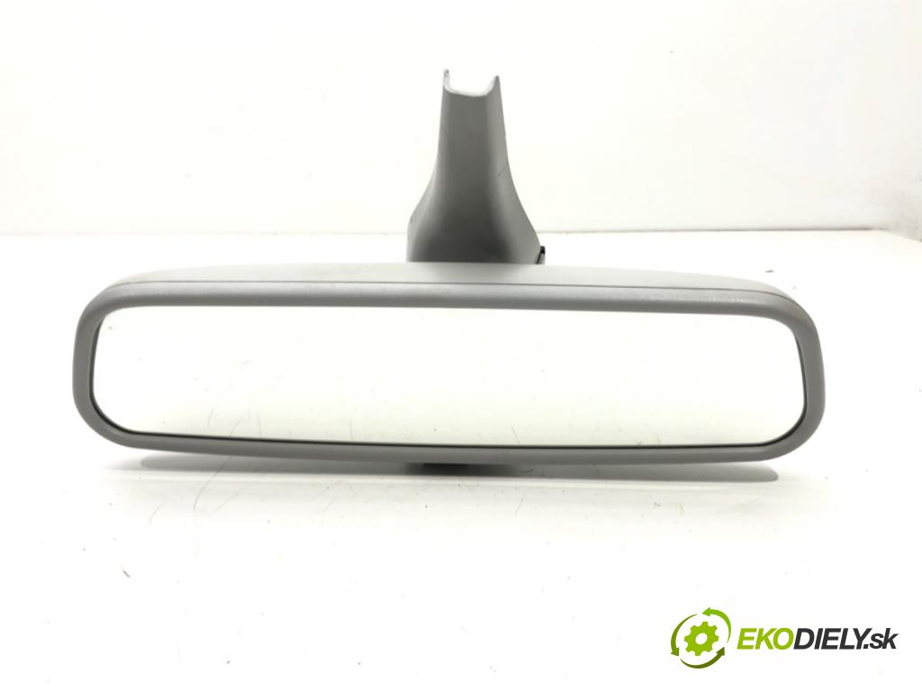 AUDI A6 C6 Avant (4F5) 2004 - 2011    3.0 TDI quattro 171 kW [233 KM] olej napędowy 2006  zpětné zrcátko vnitřní  (Světla vnitřní)