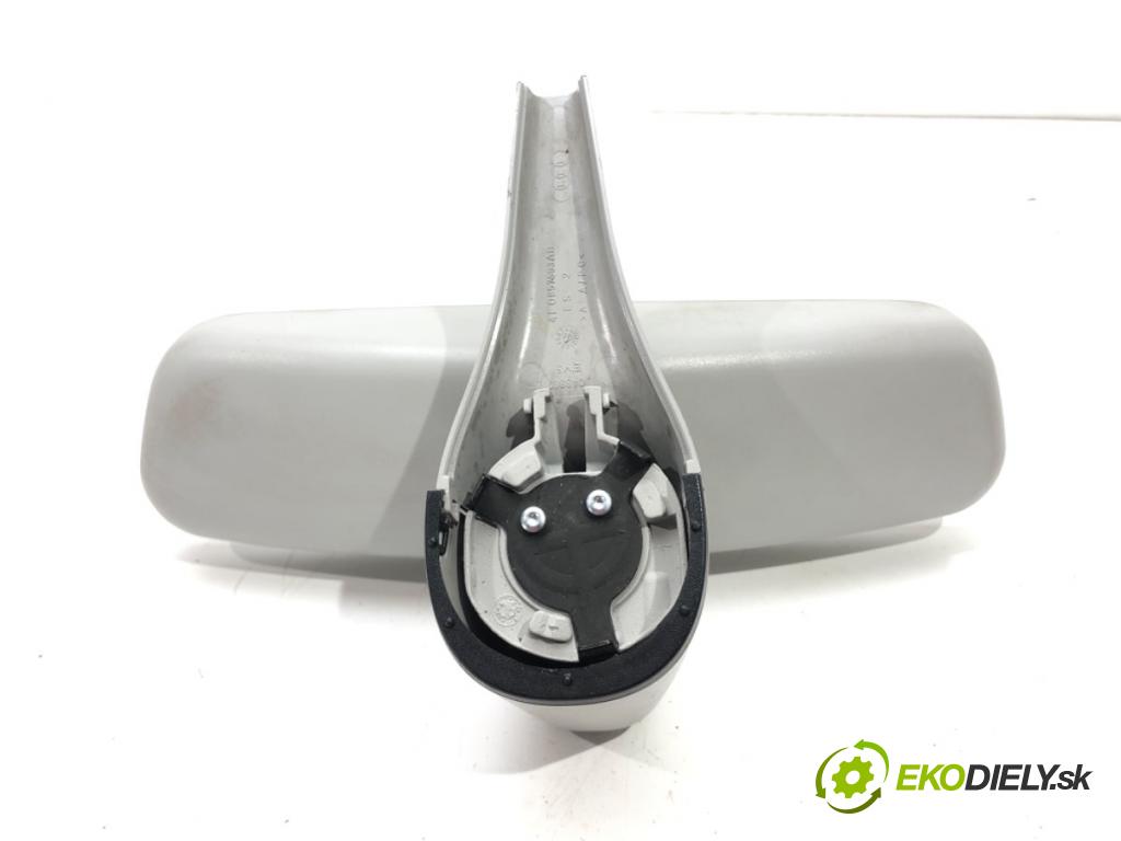 AUDI A6 C6 Avant (4F5) 2004 - 2011    3.0 TDI quattro 171 kW [233 KM] olej napędowy 2006  zpětné zrcátko vnitřní  (Světla vnitřní)