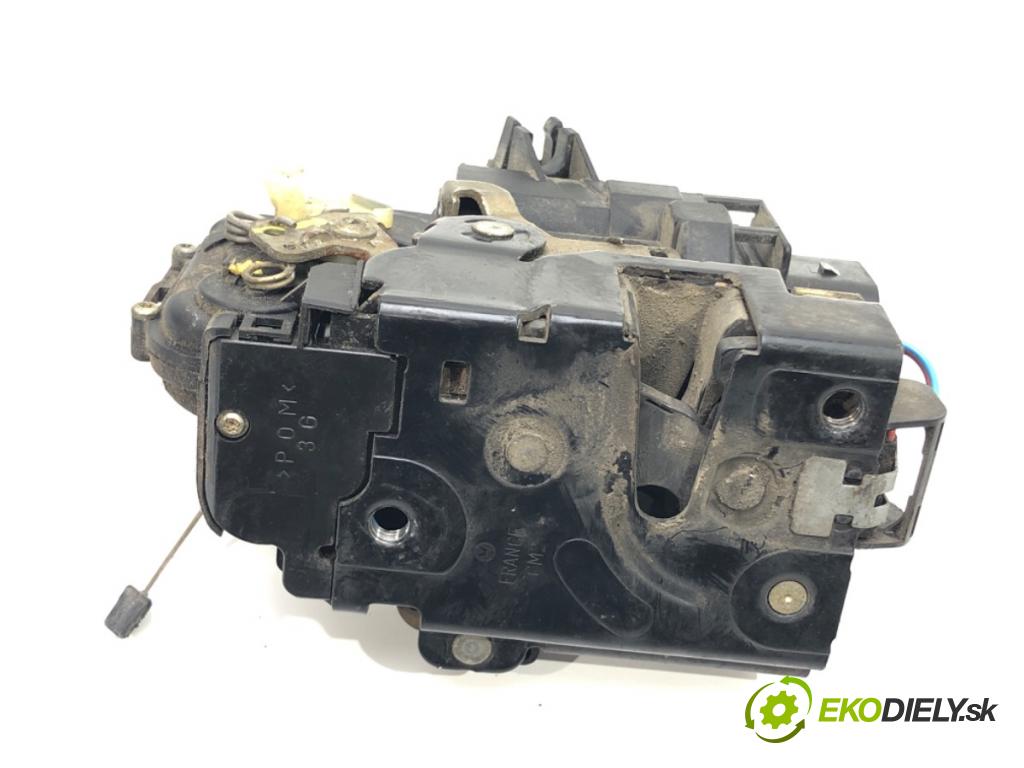 VW BORA I (1J2) 1998 - 2013    2.3 V5 110 kW [150 KM] benzyna 1998 - 2000  zámok dveře levý přední část 3B1837015A