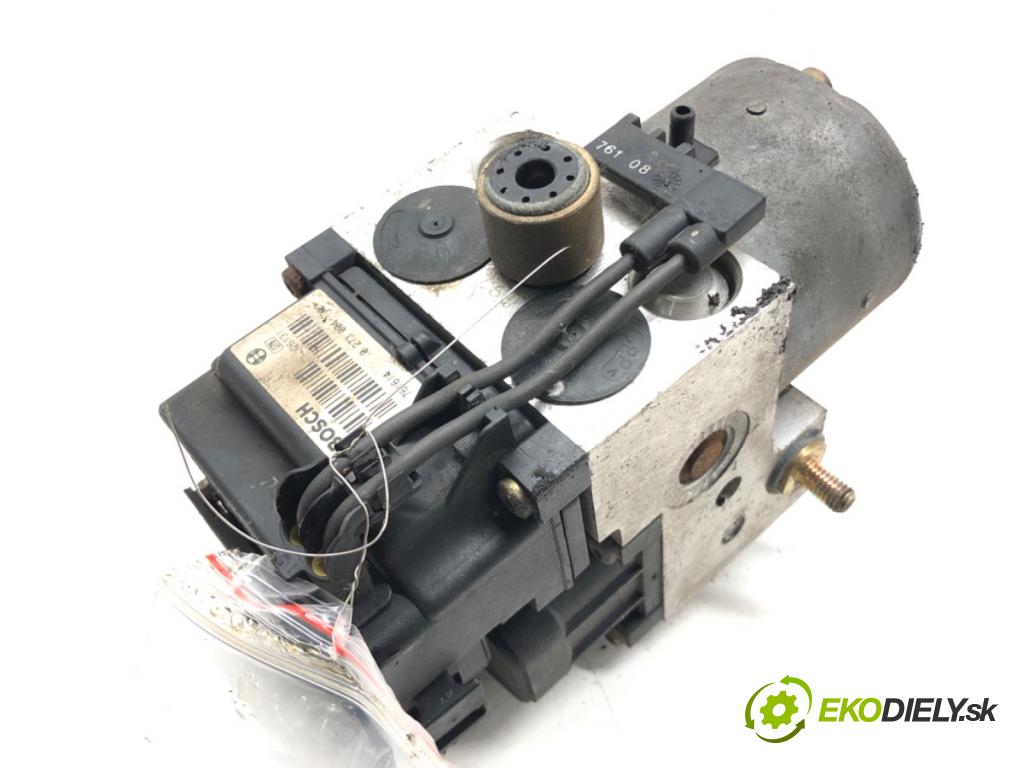 VW PASSAT B5 (3B2) 1996 - 2001    1.6 74 kW [101 KM] benzyna 1996 - 2000  Pumpa ABS 0273004132 (Pumpy ABS)