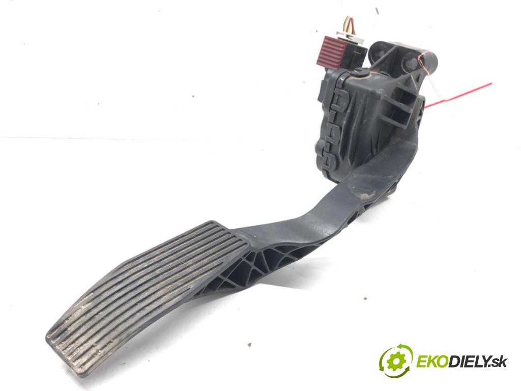 OPEL ZAFIRA / ZAFIRA FAMILY B (A05) 2005 - 2019    1.6 (M75) 77 kW [105 KM] benzyna 2005 - 2012  Potenciometer plynového pedálu 9202341BT (Pedále)