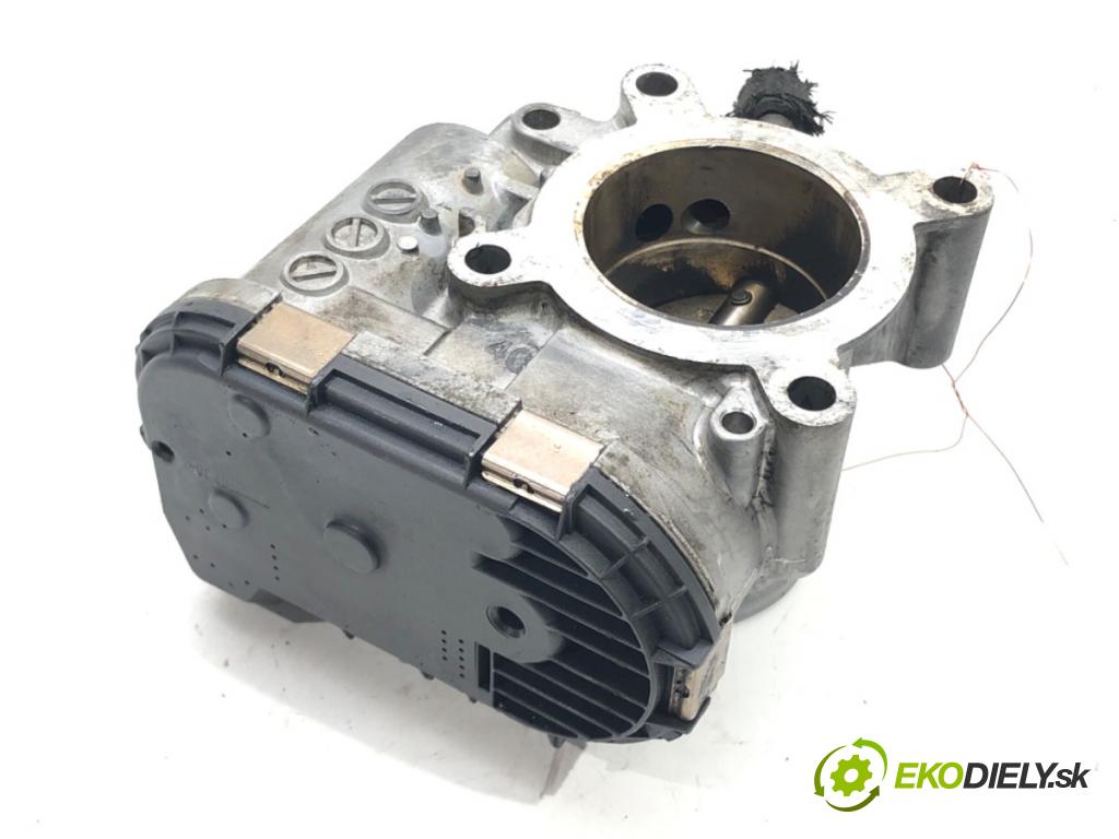 VW POLO (6N2) 1999 - 2001    1.4 44 kW [60 KM] benzyna 1999 - 2001  Škrtiaca klapka 030133062C (Škrtiace klapky)
