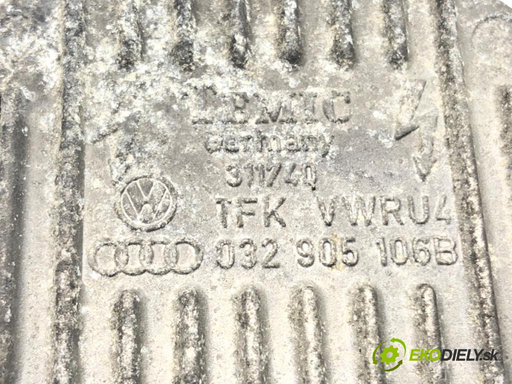 VW POLO (6N2) 1999 - 2001    1.4 44 kW [60 KM] benzyna 1999 - 2001  Cievka zapaľovacia 032905106B (Zapaľovacie cievky, moduly)