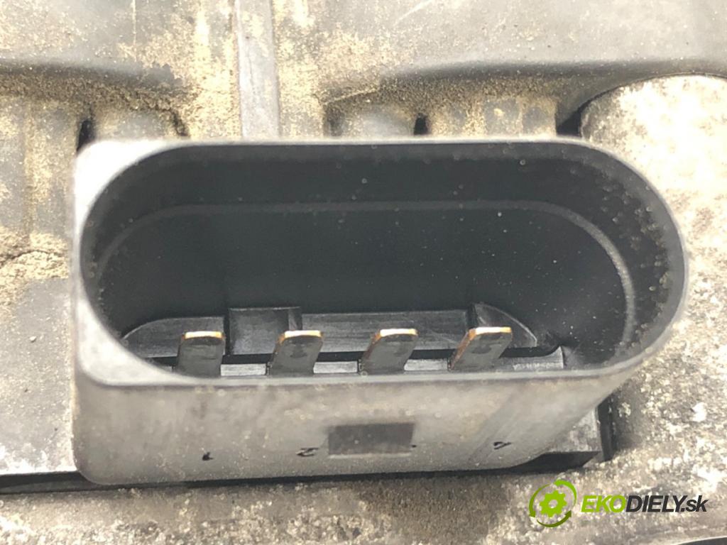 VW POLO (6N2) 1999 - 2001    1.4 44 kW [60 KM] benzyna 1999 - 2001  Cievka zapaľovacia 032905106B (Zapaľovacie cievky, moduly)