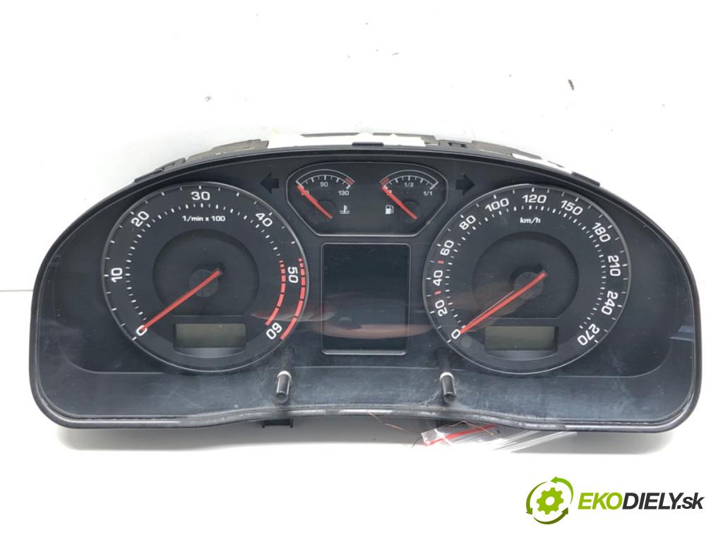 SKODA SUPERB I (3U4) 2001 - 2008    1.9 TDI 96 kW [130 KM] olej napędowy 2001 - 2008  Prístrojovka 3U0920841A (Prístrojové dosky, displeje)