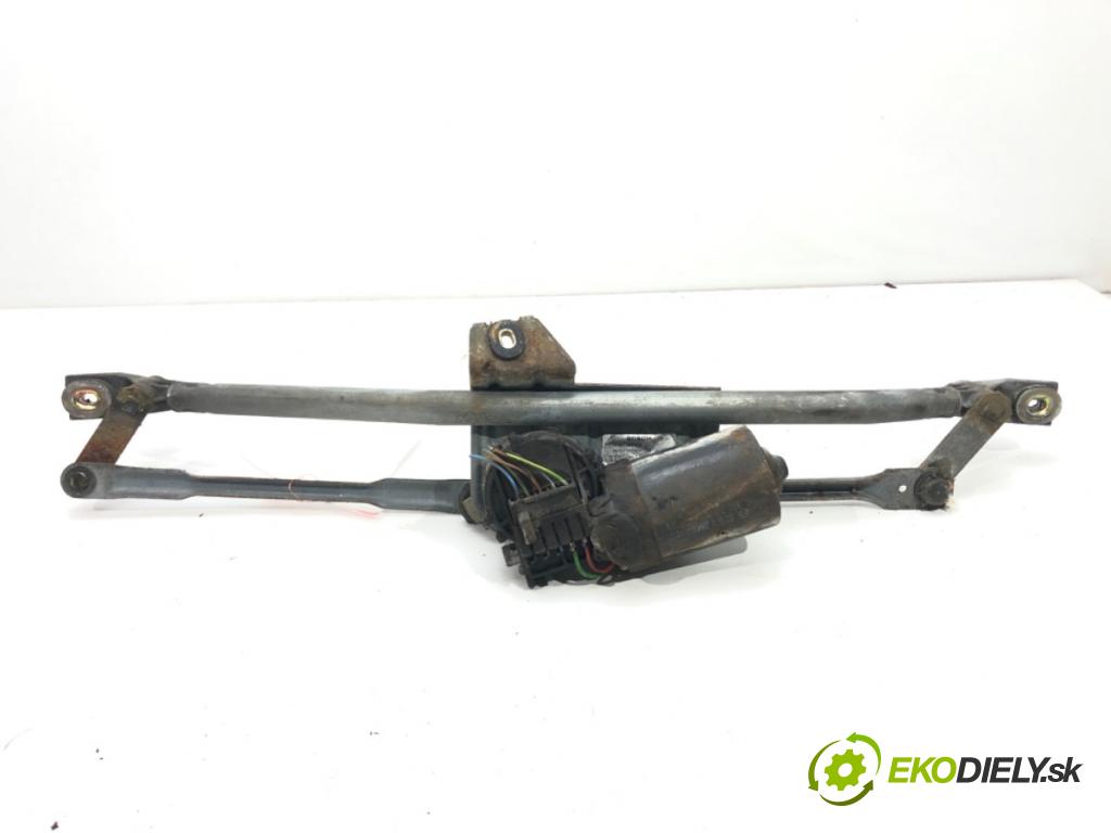 AUDI A4 B5 Avant (8D5) 1994 - 2002    1.9 TDI 81 kW [110 KM] olej napędowy 1996 - 2001  Mechanizmus stieračov predný 8D1955023A (Motorčeky stieračov predné)