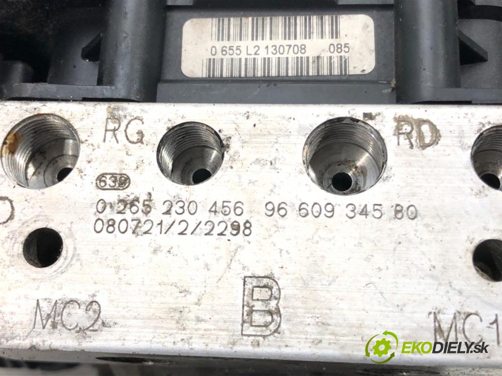 CITROEN C4 PICASSO I nadwozie wielkoprzestrzenne (MPV) (UD_) 2006 - 2015    1.6 HDi 80 kW [109 KM] olej napędowy 2007 - 2013  Pumpa ABS 9660934580 (Pumpy ABS)
