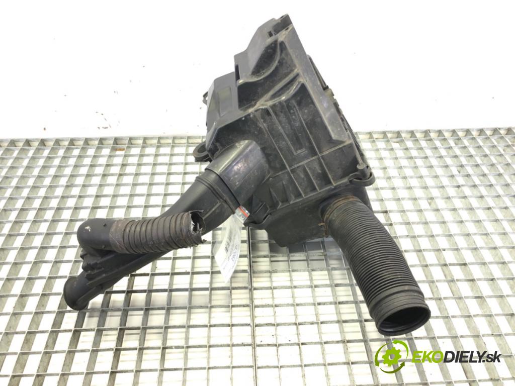 SKODA FABIA I (6Y2) 1999 - 2008    1.4 44 kW [60 KM] benzyna 2000 - 2002  Obal filtra vzduchu  (Obaly filtrov vzduchu)