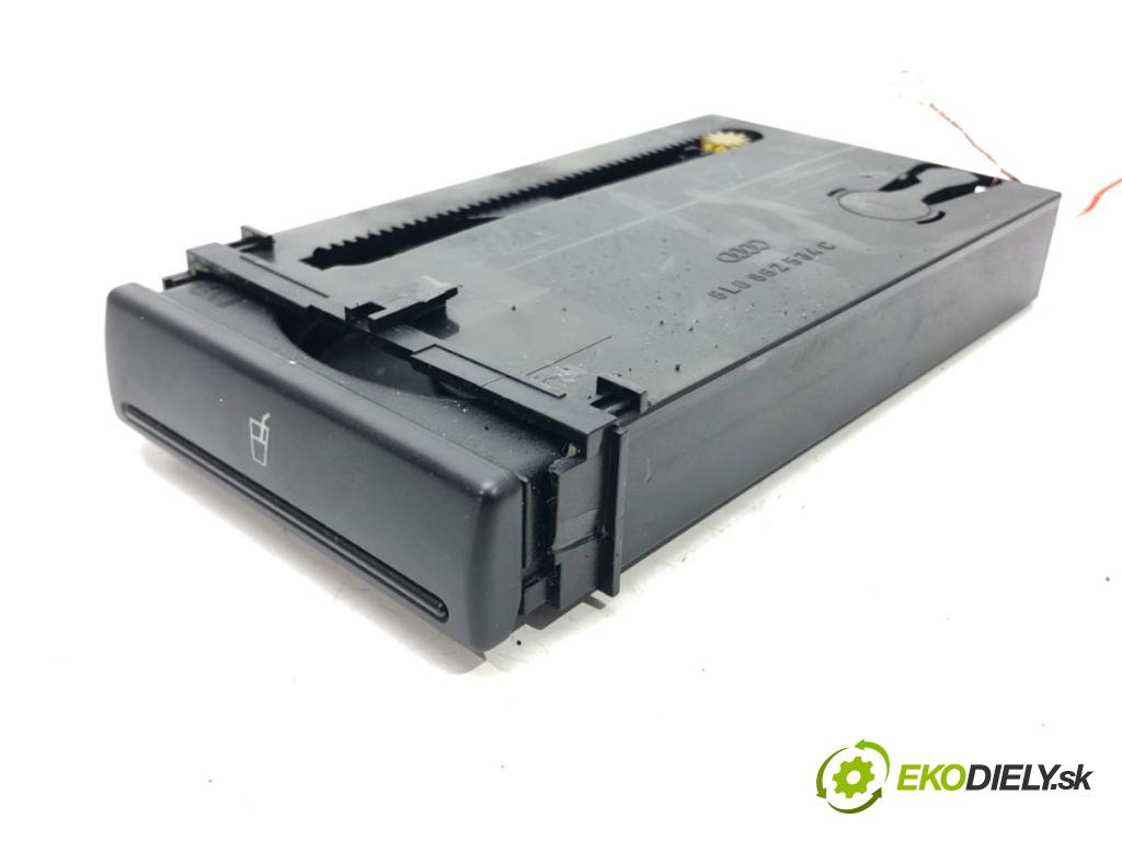 AUDI A3 (8L1) 1996 - 2006    1.9 TDI 96 kW [130 KM] olej napędowy 2000 - 2003  Držiak na nápoje 8L0862534C (Úchyty, držiaky na nápoje)