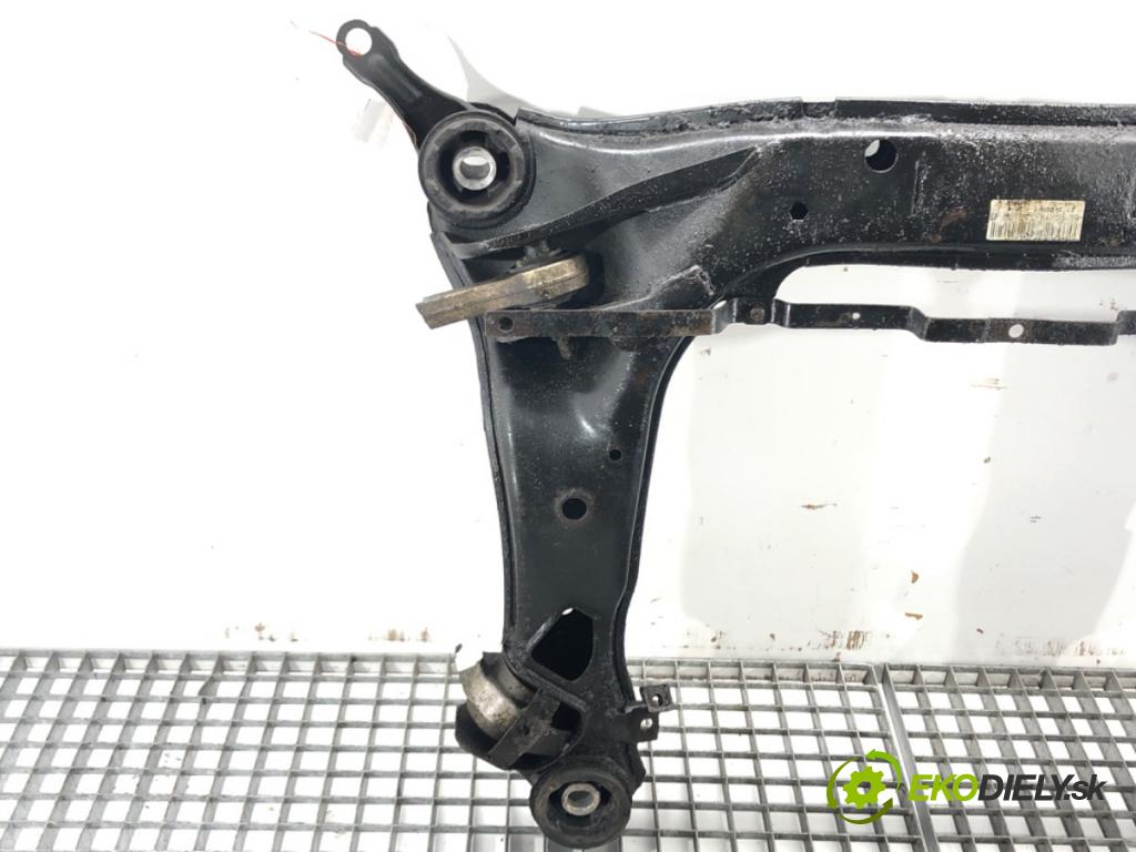 AUDI A4 B7 Avant (8ED) 2004 - 2008    2.0 TDI 103 kW [140 KM] olej napędowy 2004 - 2008  výztuha pod motor  (Výztuhy přední)