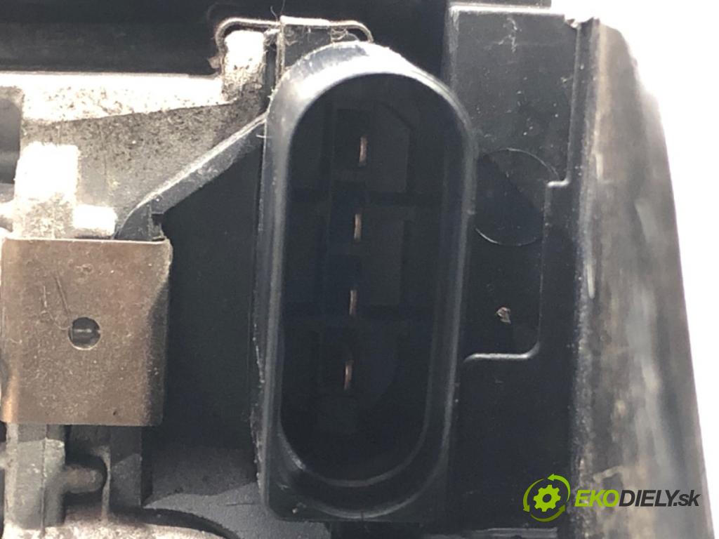 VW PASSAT B6 Variant (3C5) 2005 - 2011    1.9 TDI 77 kW [105 KM] olej napędowy 2005 - 2010  Mechanizmus stieračov predný 3C1955023C (Motorčeky stieračov predné)