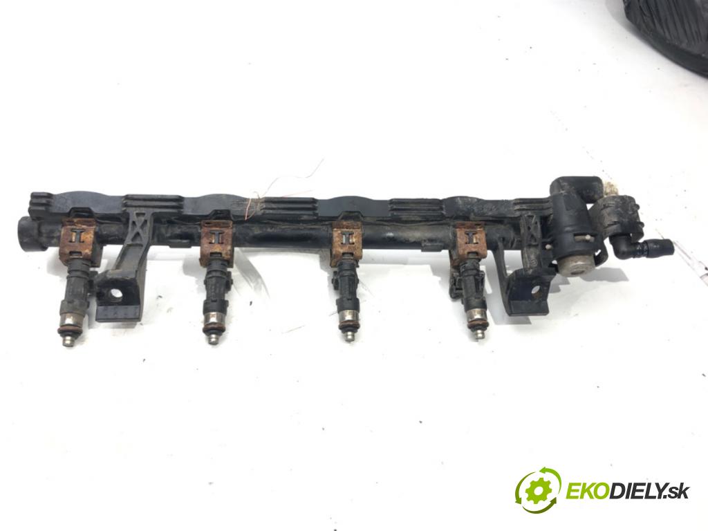 FORD FIESTA VI (CB1, CCN) 2008 - 2022    1.25 60 kW [82 KM] benzyna 2008 - 2017  Lišta vstrekovacia 8A6G-9H487-AA (Vstrekovacie lišty)