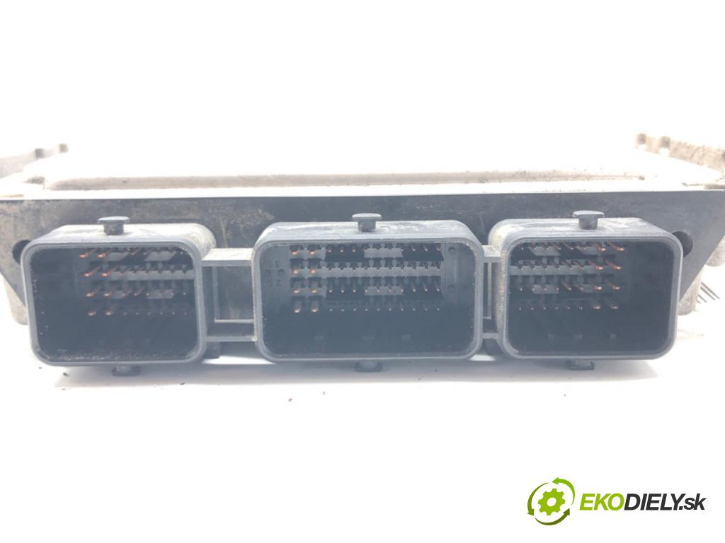 FORD FIESTA VI (CB1, CCN) 2008 - 2022    1.6 TDCi 66 kW [90 KM] olej napędowy 2008 - 2012  riadiaca jednotka Motor 0281015428 9V21-12A650-AC (Riadiace jednotky)