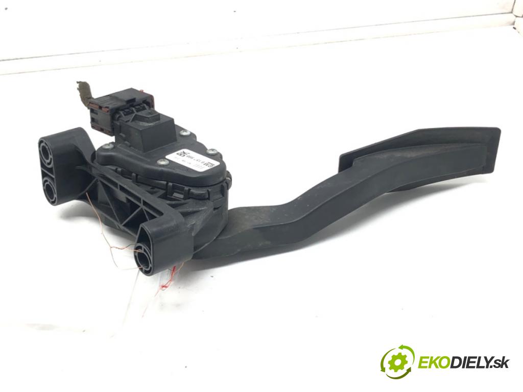 OPEL ASTRA H Kombi (A04) 2004 - 2014    1.6 (L35) 77 kW [105 KM] benzyna 2004 - 2010  Potenciometer plynového pedálu 9157998BK (Pedále)