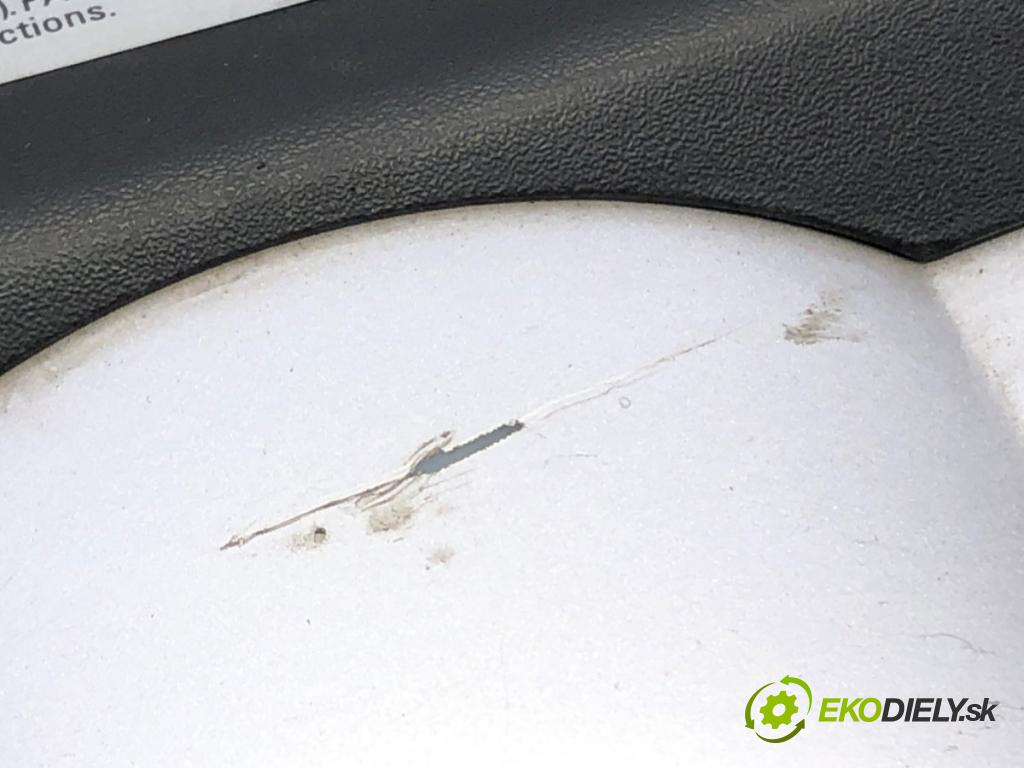 OPEL ASTRA H Kombi (A04) 2004 - 2014    1.6 (L35) 77 kW [105 KM] benzyna 2004 - 2010  mřížka maska  (Mřížky (masky) chladičů)