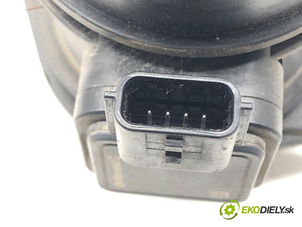 RENAULT CLIO IV (BH_) 2012 - 2022    1.5 dCi 90 66 kW [90 KM] olej napędowy 2012 - 2022  Váha vzduchu 8200682558B (Váhy vzduchu)