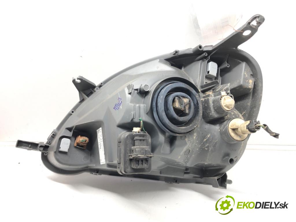 TOYOTA YARIS (_P1_) 1999 - 2005    1.0 (SCP10_) 48 kW [65 KM] benzyna 2003 - 2005  Svetlomet pravy predný