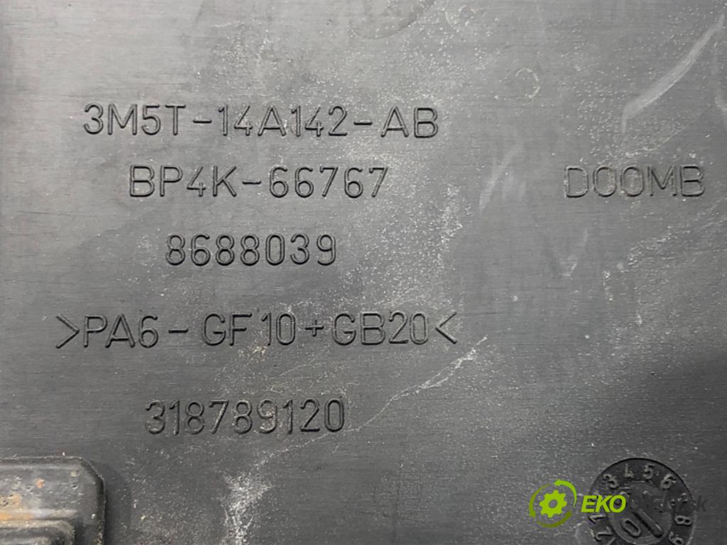MAZDA 3 (BK) 2003 - 2009    1.6 DI Turbo 80 kW [109 KM] olej napędowy 2004 - 2  skříňka poistková 3M5T-14A142-AB (Pojistkové skříňky)
