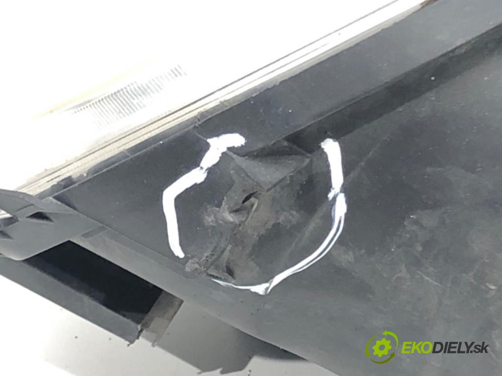 VW POLO (9N_, 9A_) 2001 - 2014    1.4 TDI 55 kW [75 KM] olej napędowy 2001 - 2005  Svetlomet pravy predný