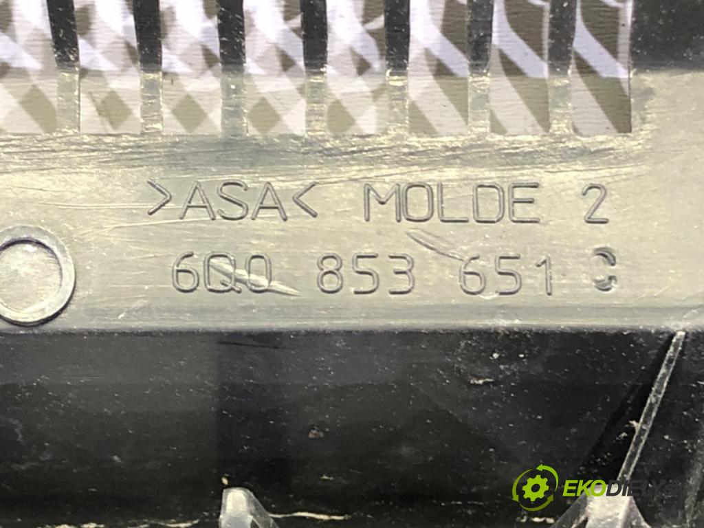 VW POLO (9N_, 9A_) 2001 - 2014    1.4 TDI 55 kW [75 KM] olej napędowy 2001 - 2005  mřížka maska  (Mřížky (masky) chladičů)