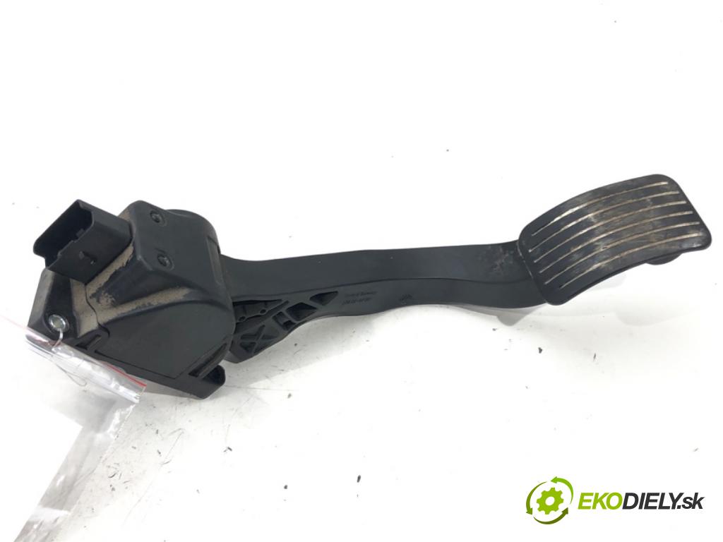 PEUGEOT PARTNER Nadwozie pełne/minivan 2008 - 2022    1.6 HDi 55 kW [75 KM] olej napędowy 2008 - 2022  Potenciometer plynového pedálu  (Pedále)