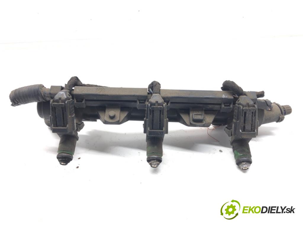 VW POLO (9N_, 9A_) 2001 - 2014    1.2 12V 47 kW [64 KM] benzyna 2001 - 2007  Lišta vstrekovacia 03E133320 (Vstrekovacie lišty)