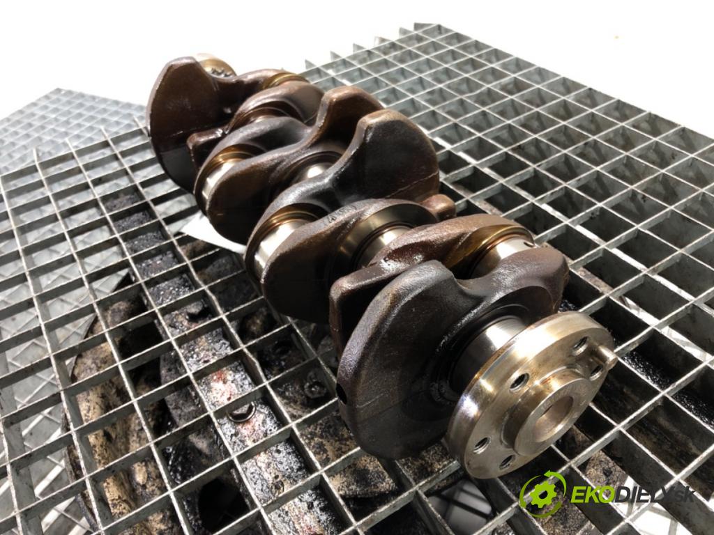 PEUGEOT 308 I (4A_, 4C_) 2007 - 2016    1.6 THP 16V 115 kW [156 KM] benzyna 2009 - 2014  Kardaň, hriadeľ KLIKA: 5FV (Ostatné)