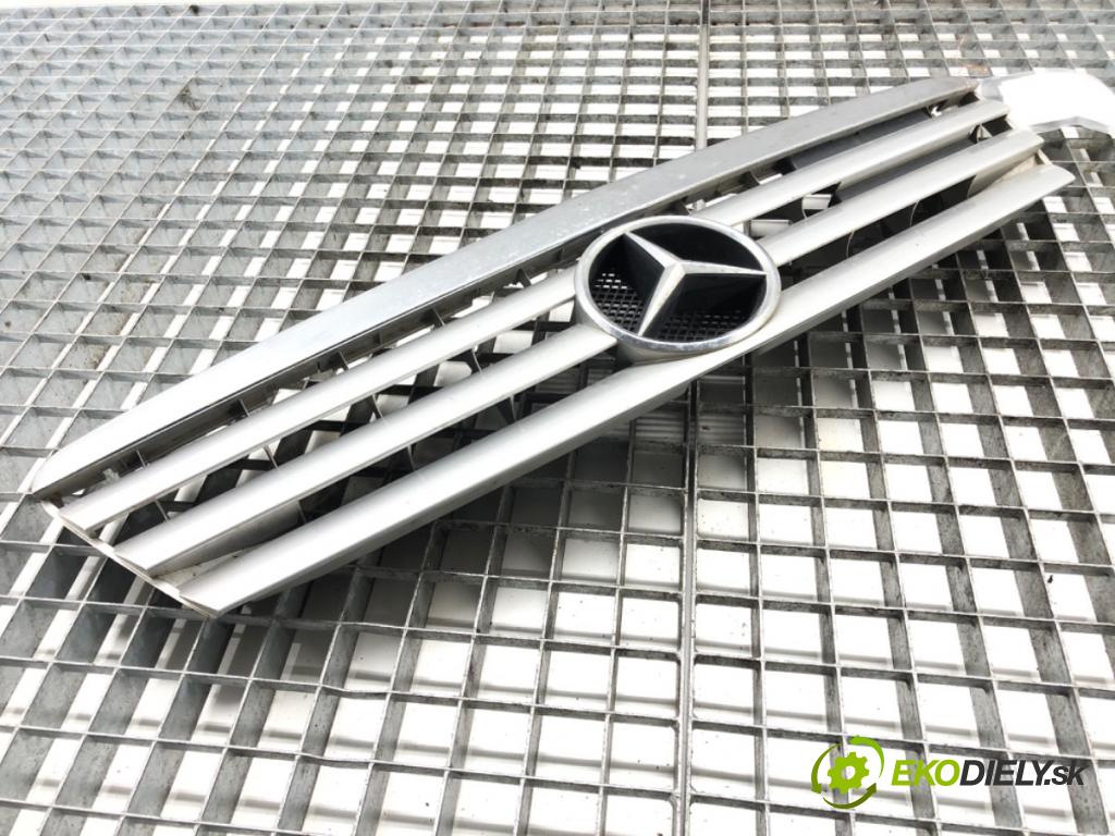 MERCEDES-BENZ KLASA A (W168) 1997 - 2005    A 160 (168.033, 168.133) 75 kW [102 KM] benzyna 1997 - 2004  mřížka maska  (Mřížky (masky) chladičů)