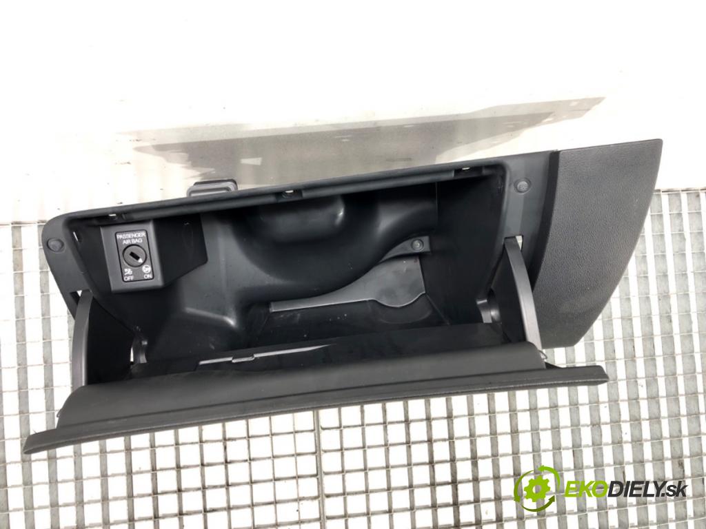 SKODA RAPID (NH3, NK3, NK6) 2012 - 2022    1.6 TDI 66 kW [90 KM] olej napędowy 2013 - 2015  Priehradka, kastlík spolujazdca  (Priehradky, kastlíky)